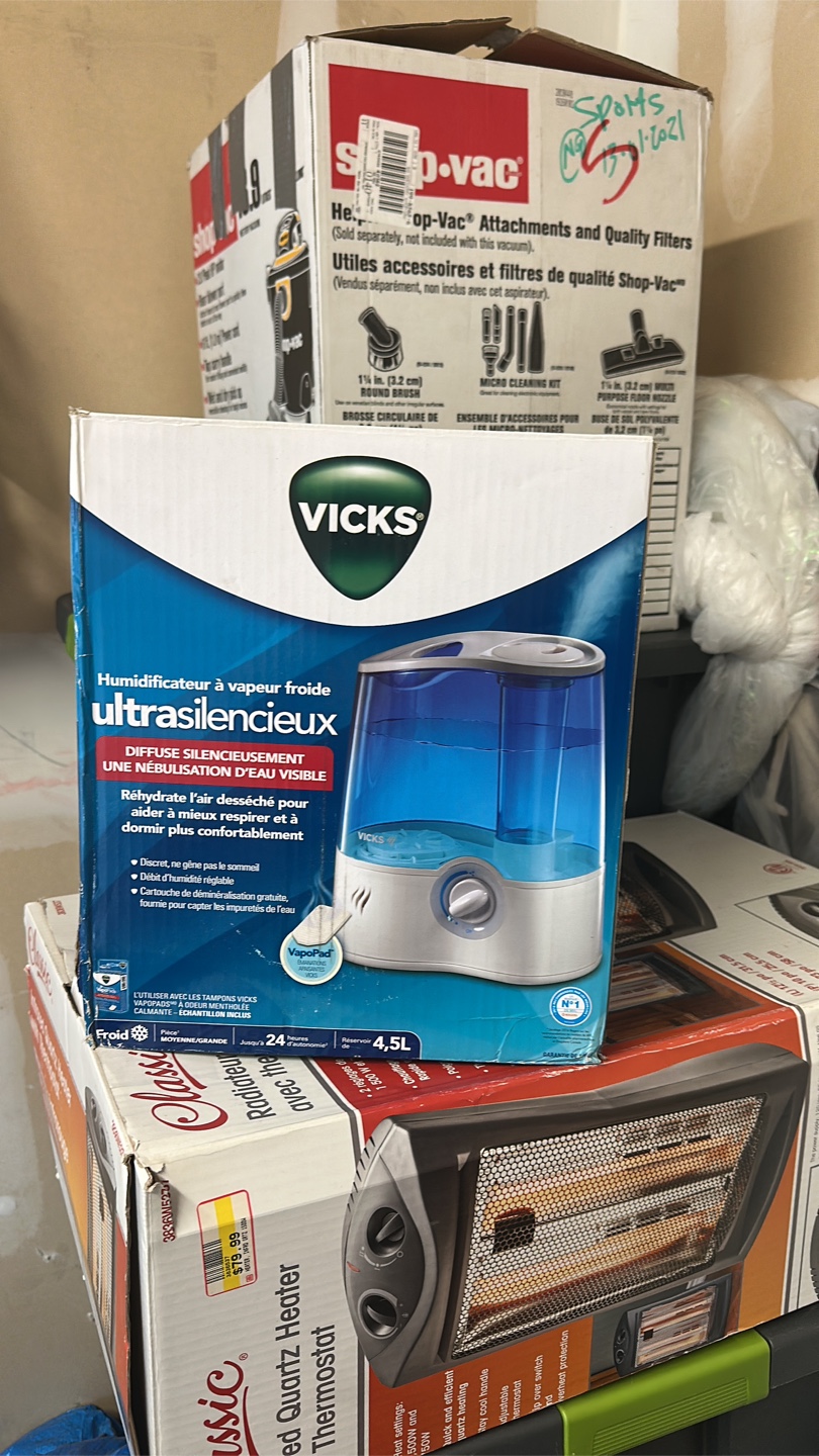 Vicks UltraQuiet Cool Mist Humidifier - photo 2