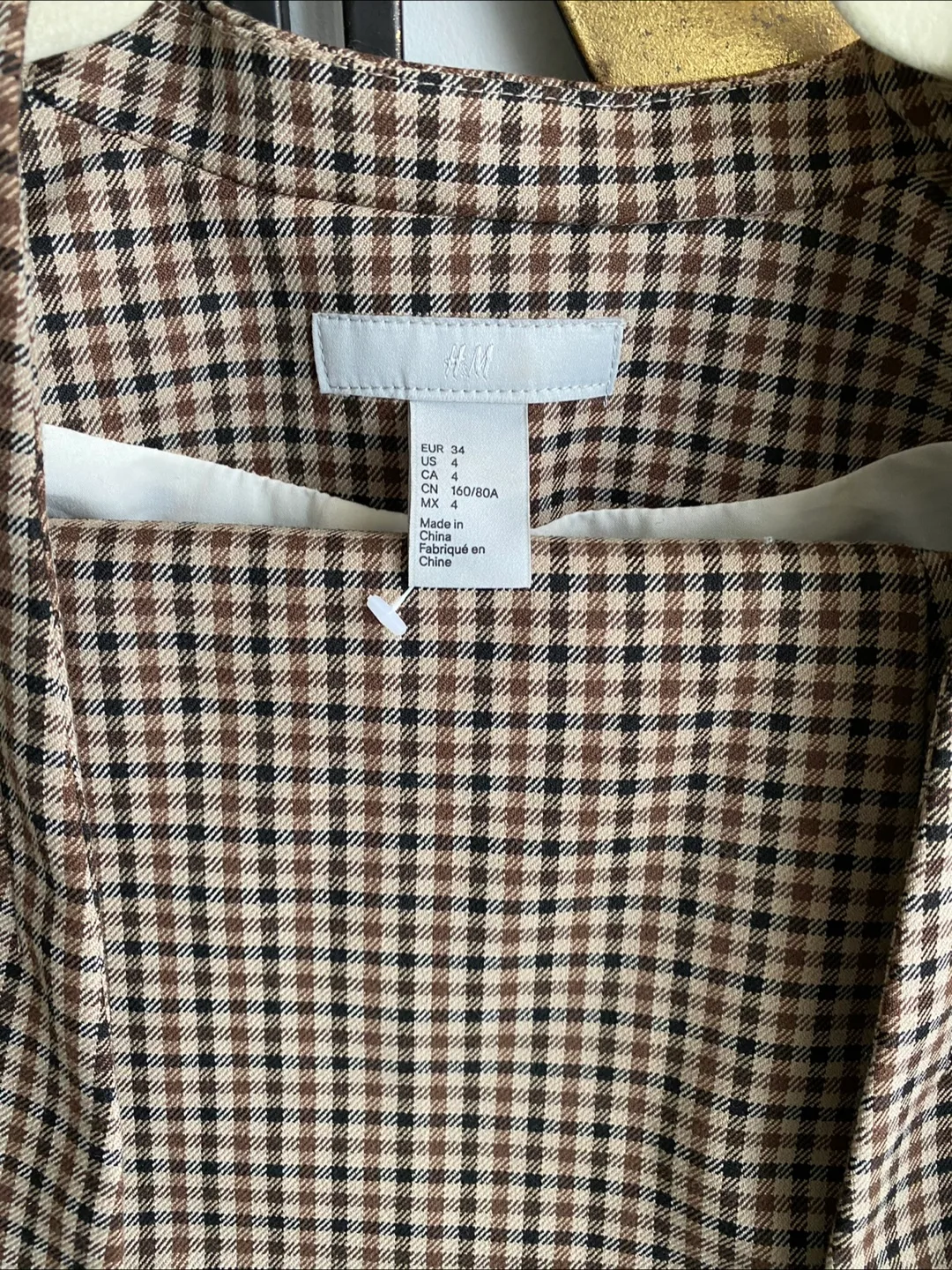 H&M Women's Checkered Blazer sz4  & Pants Sz 8  Suit image indicator(4)