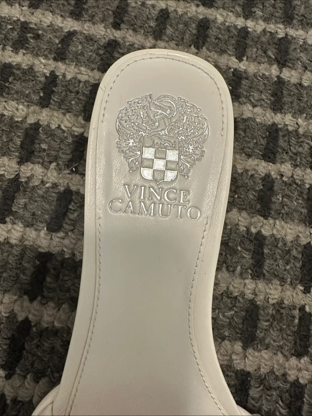 *New* Vince Camuto Sandals - Size 8 image indicator(2)