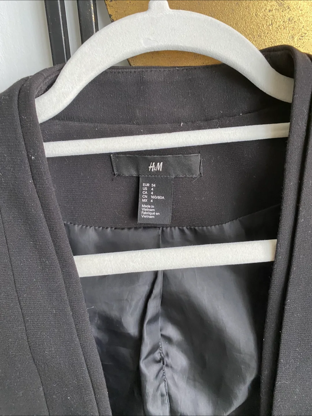 H&M Black Blazer - Size 4 image indicator(4)