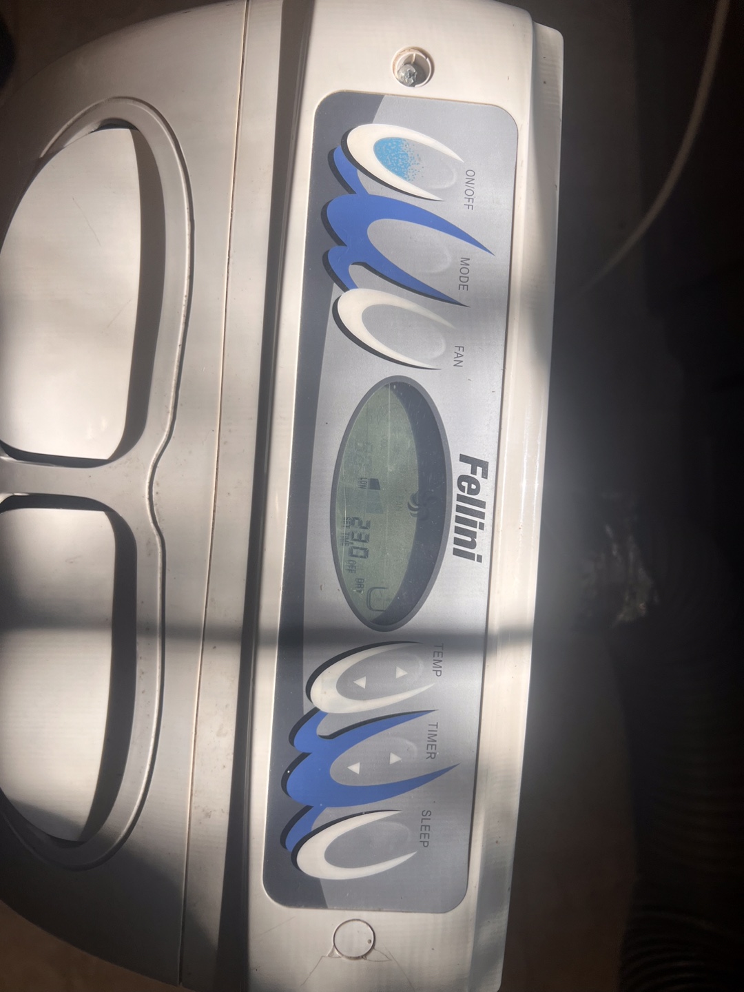 Fellini AC,Fan, Dehumidifier