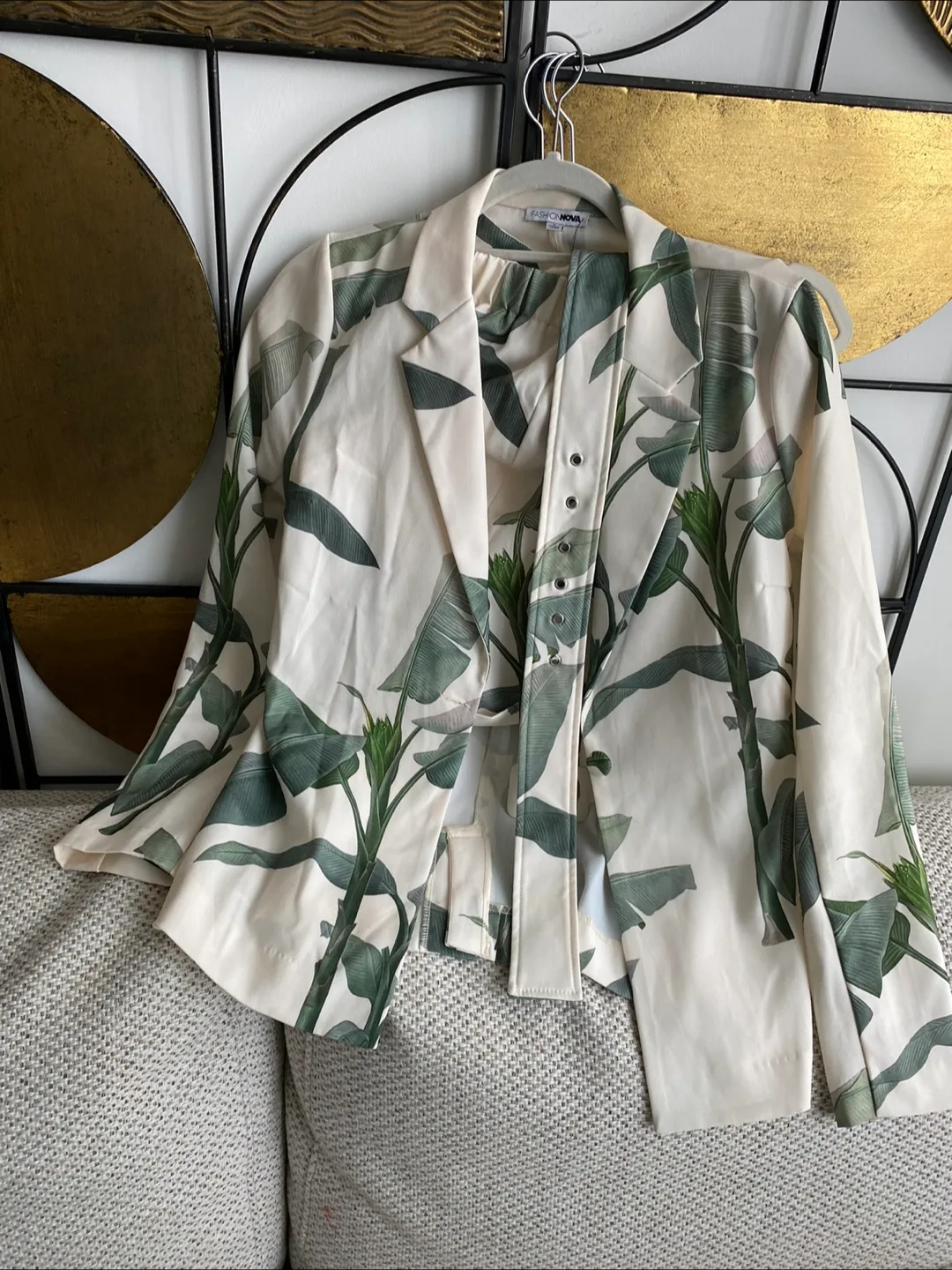 Fashion Nova Palm Print Blazer & Shorts Set Sz S thumbnail