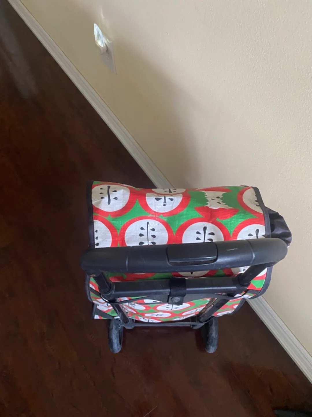 Rolling Shopping Cart - Green, Red, & White image indicator(3)