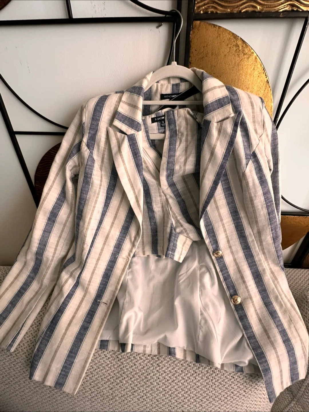 Fashion Nova Striped Blazer and shorts Set Size S thumbnail