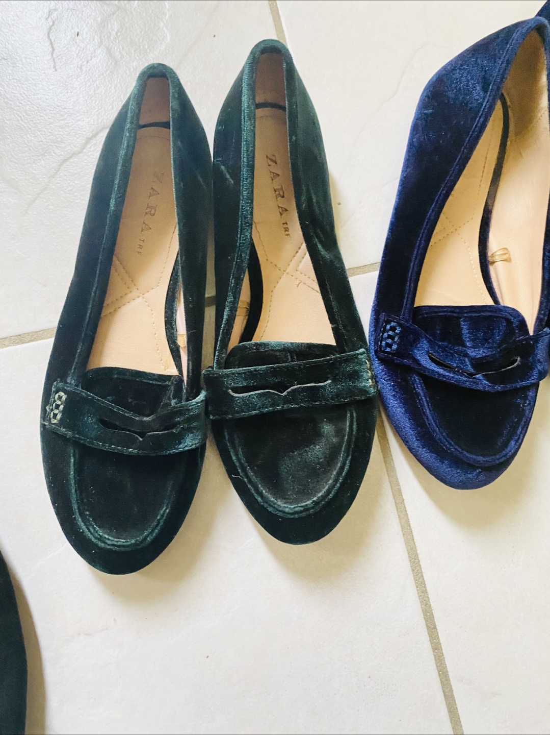 Zara TRF Green Velvet Loafers - Size 37 - photo 2