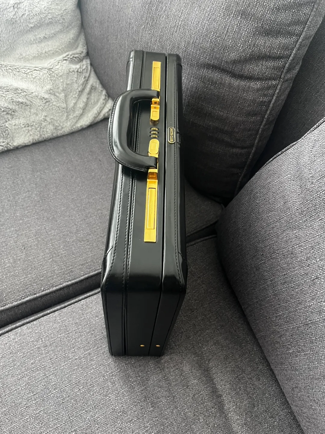 ⸻  Vintage Satchi Club Black Leather Briefcase – Made in Italy image indicator(7)