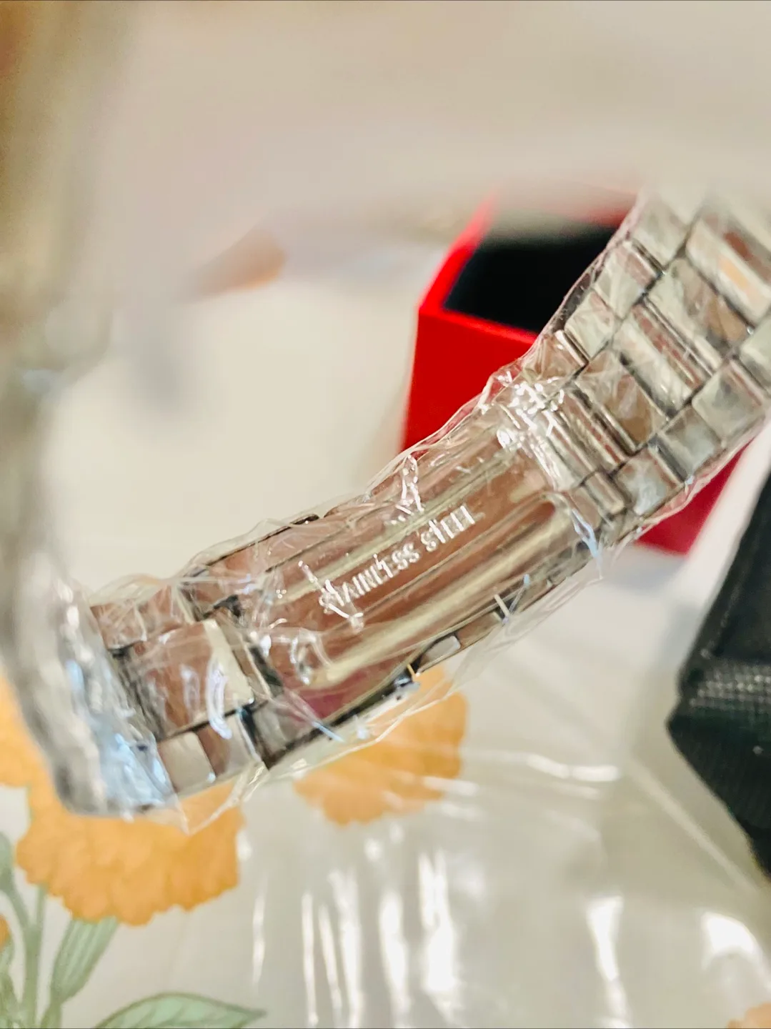 Geneva Silver Watch & Bracelet Set image indicator(6)