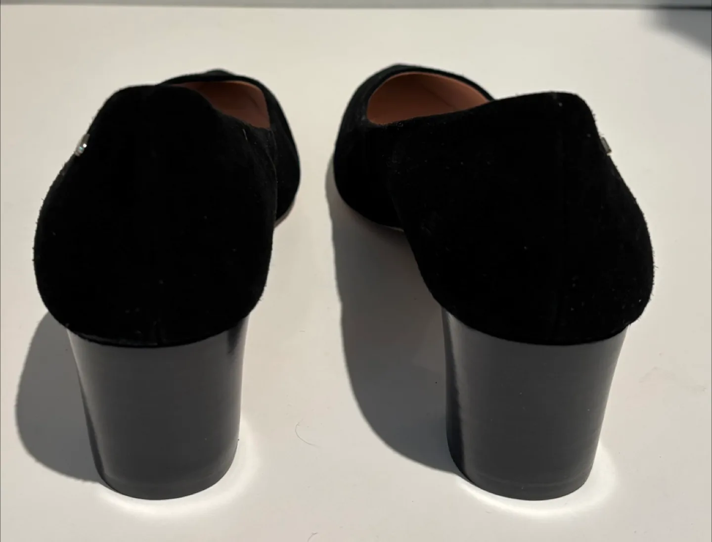 Kate Spade Moulin Black Suede Pointed Heel Shoes Size 6.5B image indicator(5)