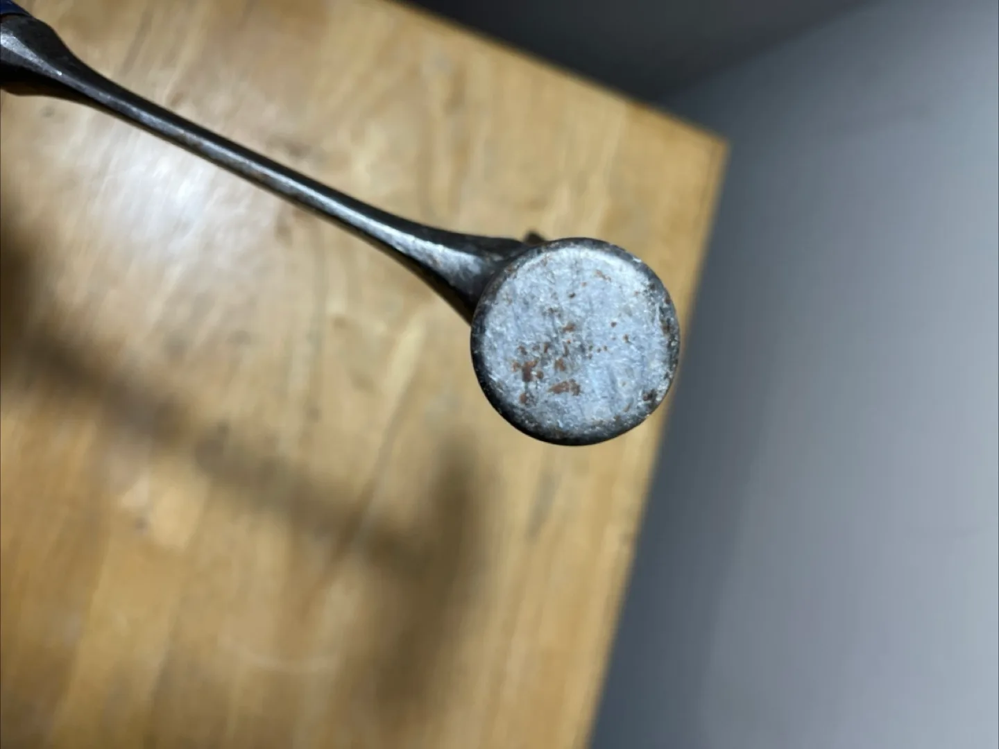 16 oz Estwing Hammer image indicator(3)