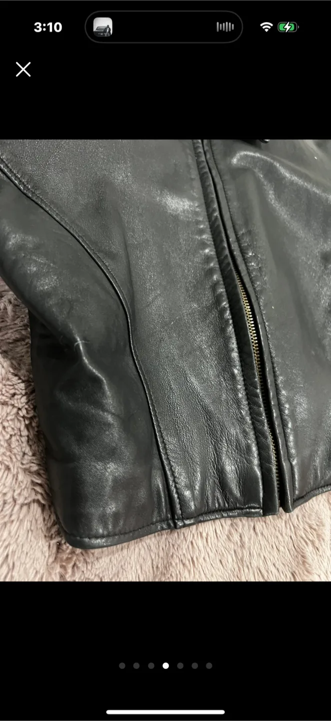 Black Leather Cropped Jacket image indicator(4)