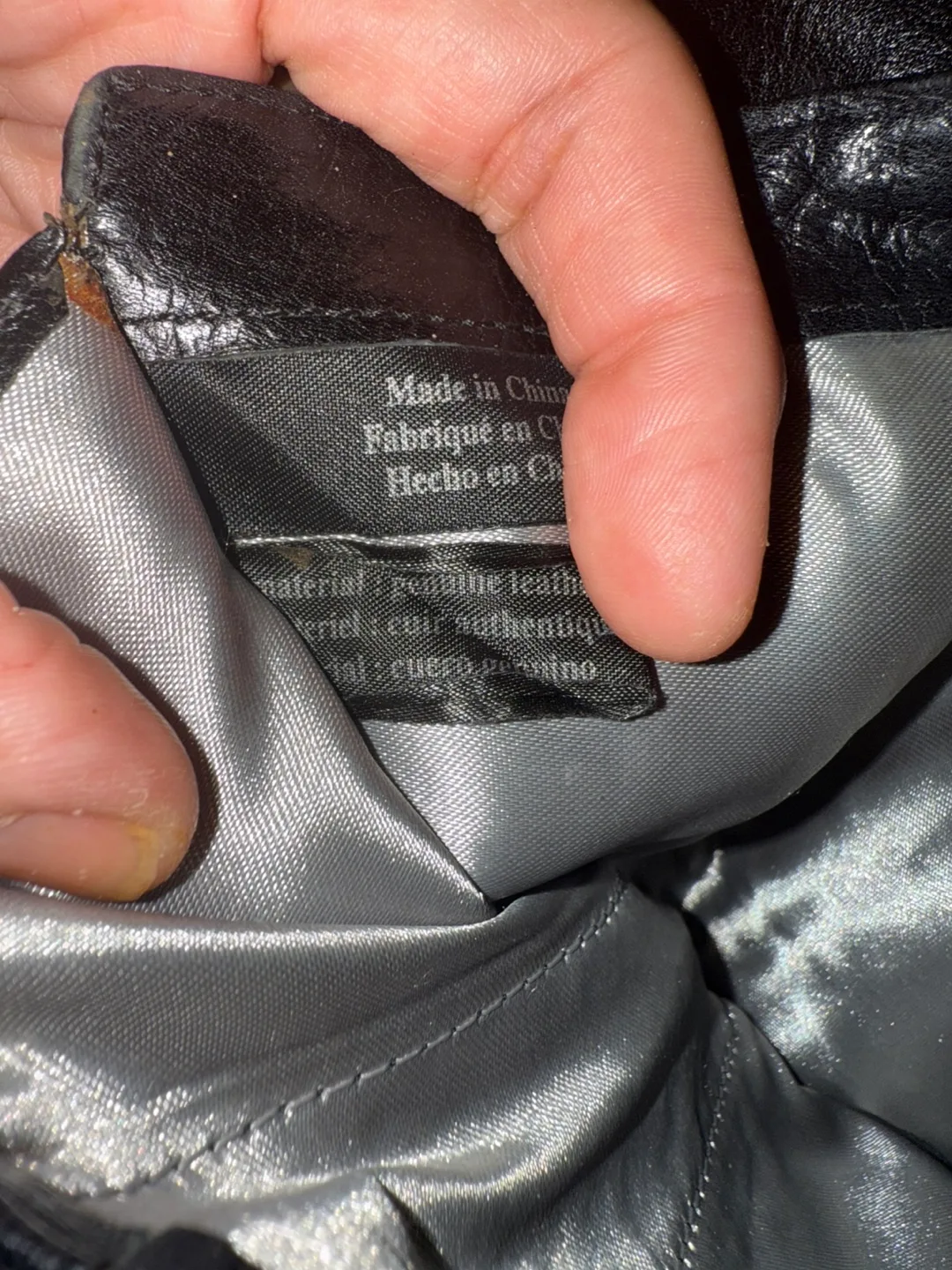 Kenneth Cole Black Leather Wallet image indicator(5)