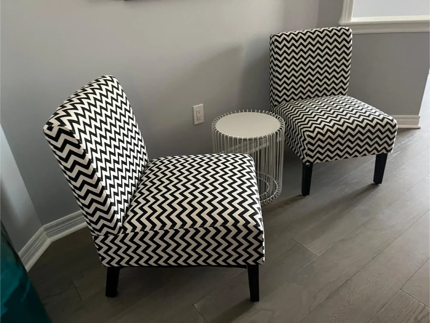Accent Chairs - Set of 2 thumbnail