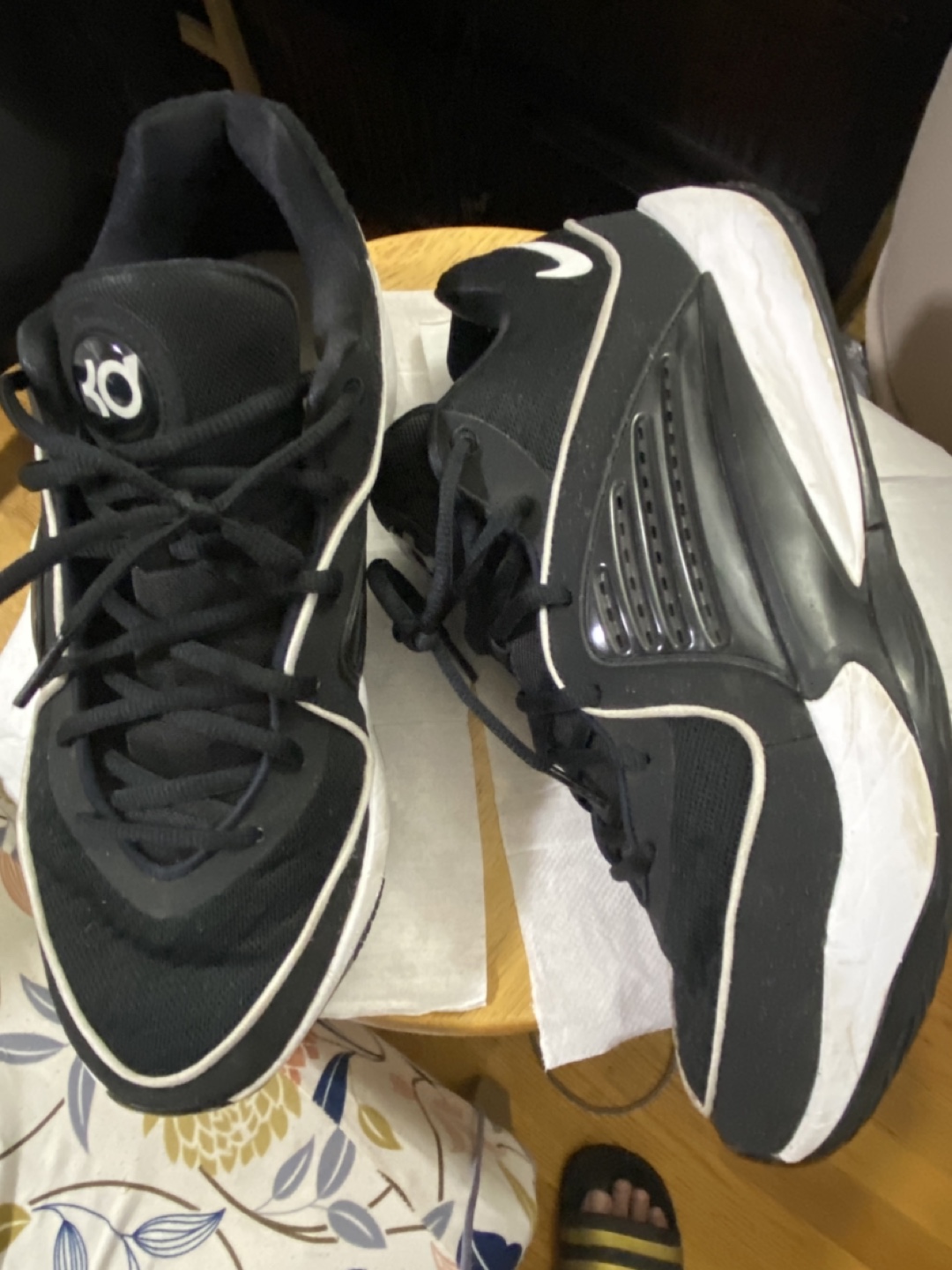 Nike KD basketball shoes - photo 2