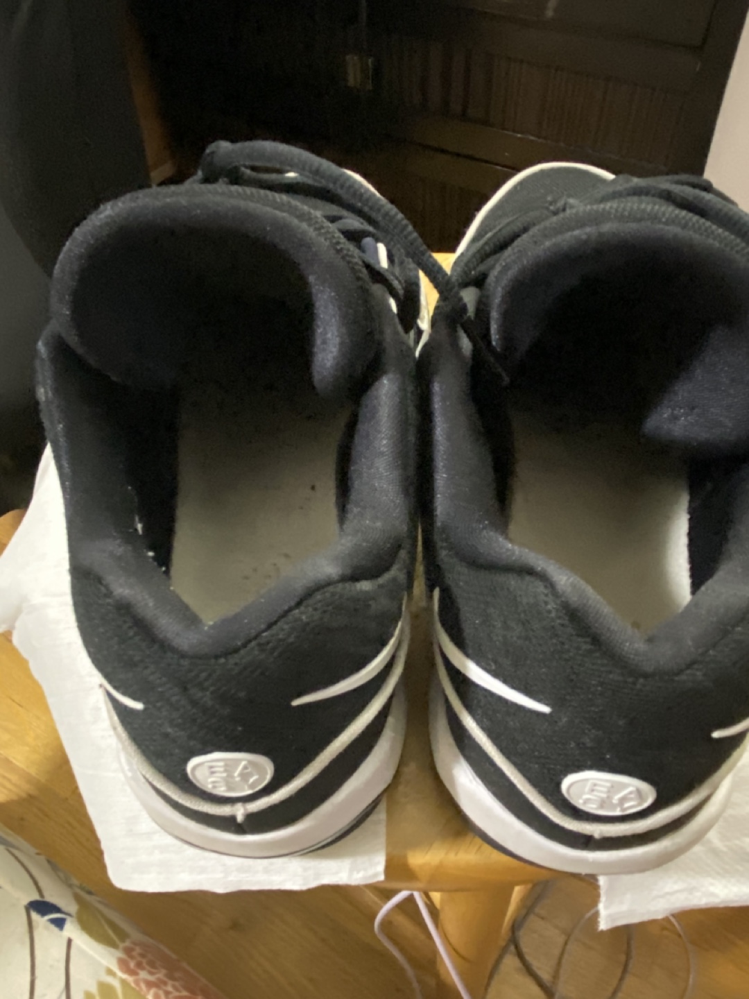 Nike KD basketball shoes - photo 3