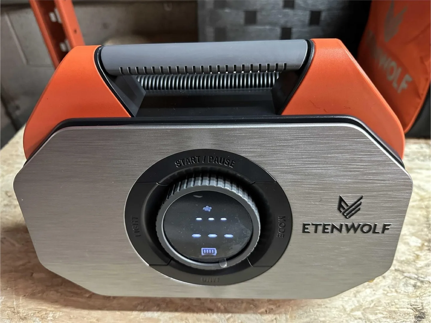 Etenwolf Portable Air Compressor thumbnail