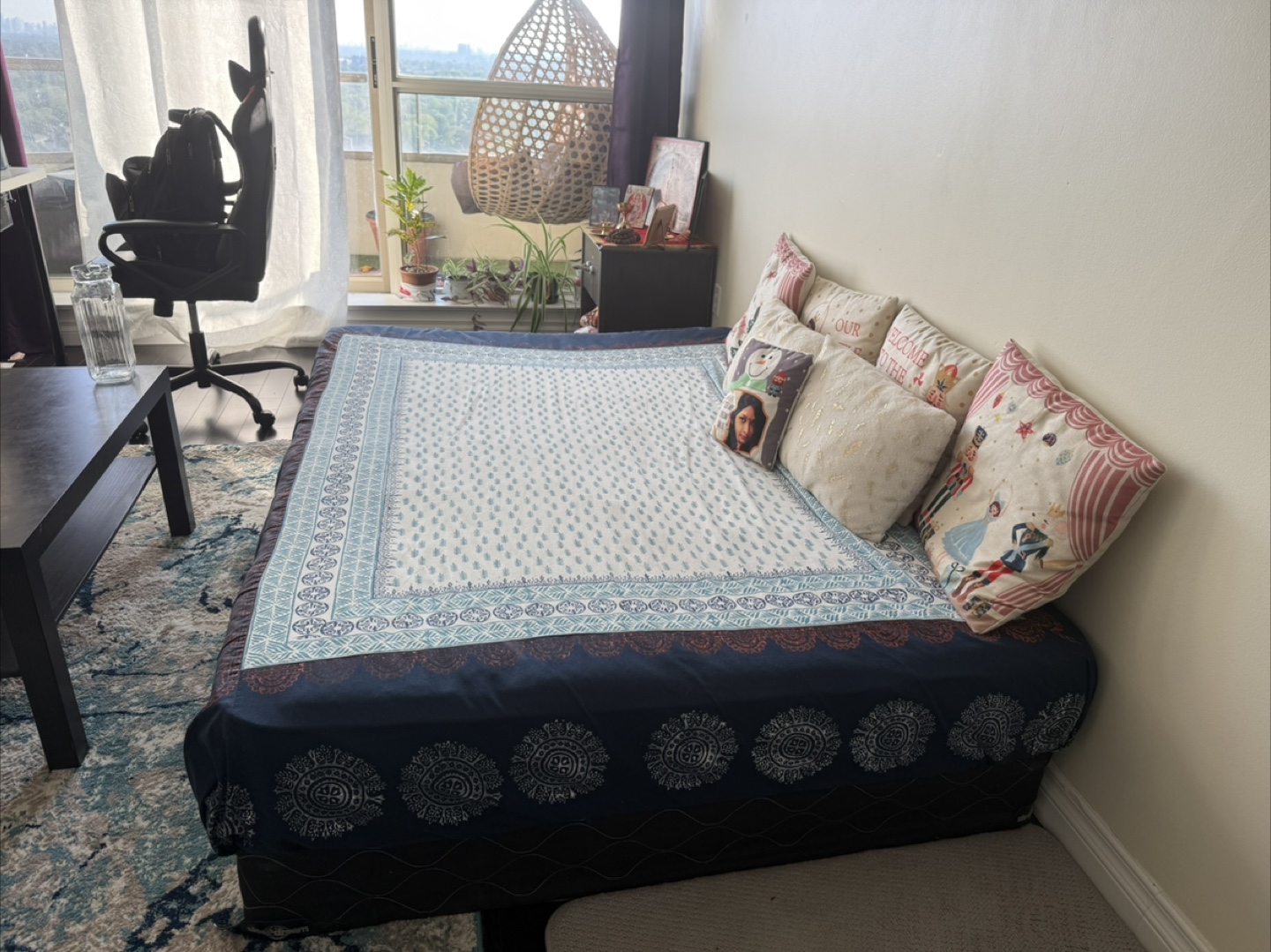 Double Size Mattress with Frame(free) - photo 2