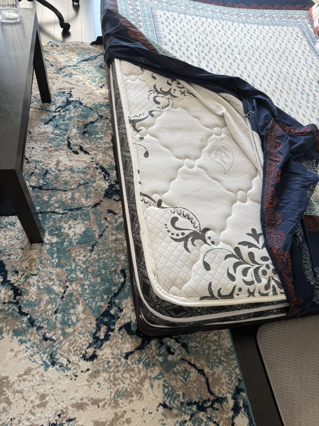 Double Size Mattress with Frame(free) - photo 3