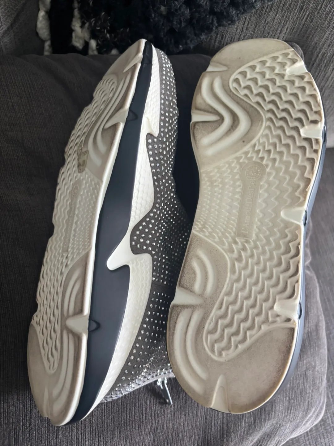 L'Amour Des Pieds Helena Fashion Embellished Women's Sneakers image indicator(9)