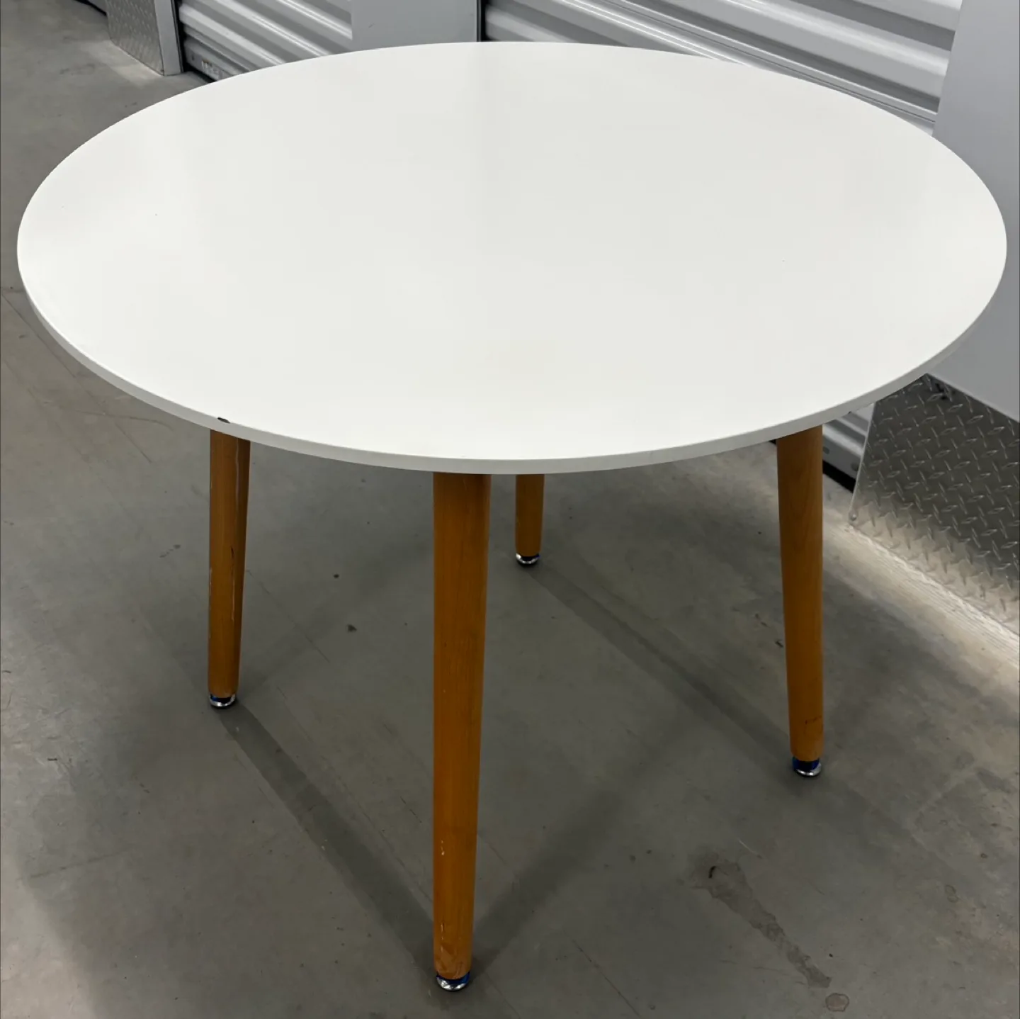 Round White Table with Wooden Legs thumbnail
