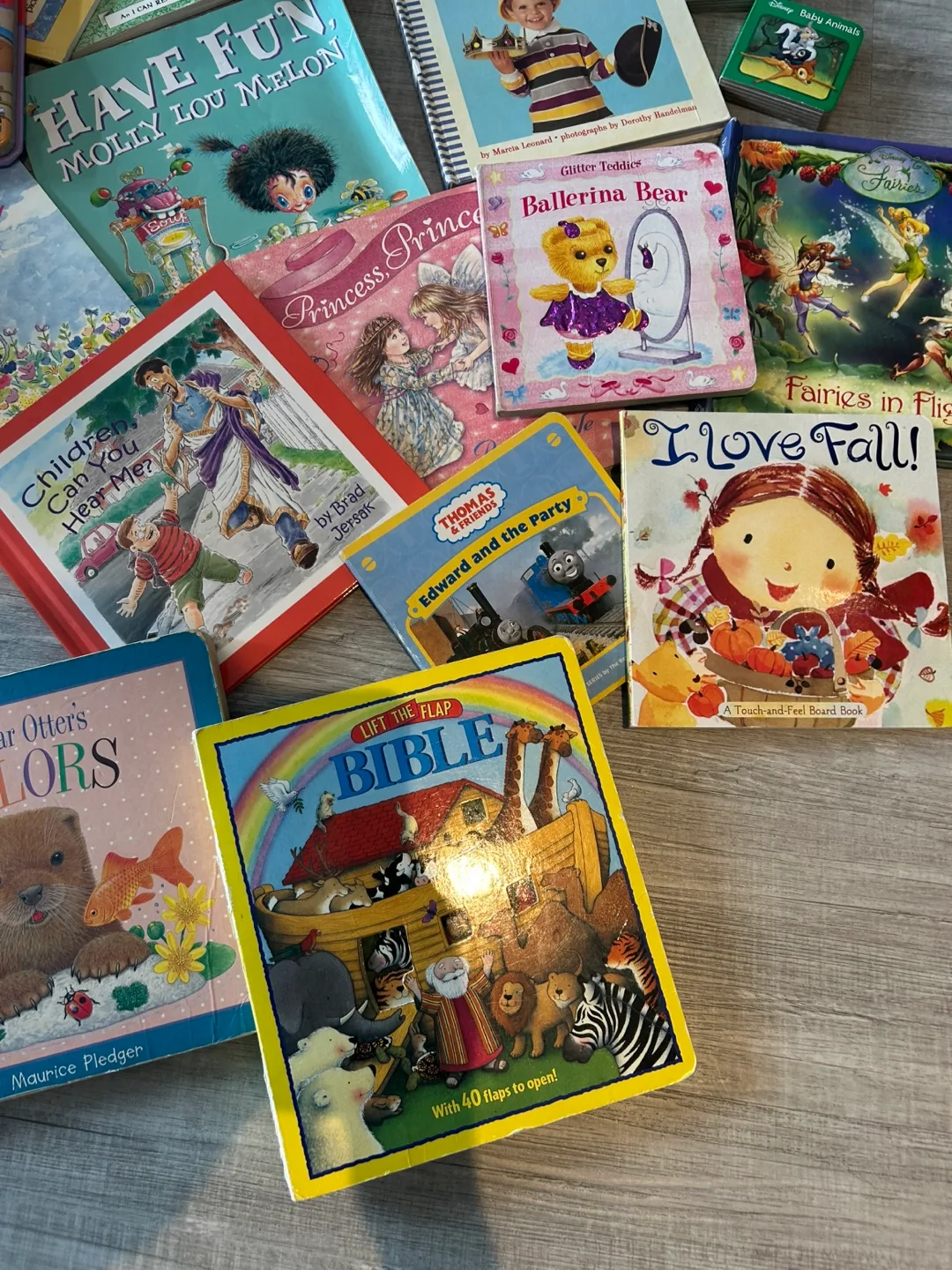 Kids' Books Bundle - Assorted Titles image indicator(5)