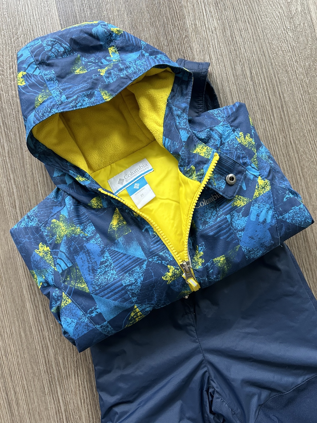 Columbia Snowsuit Set, Size 2T - photo 2