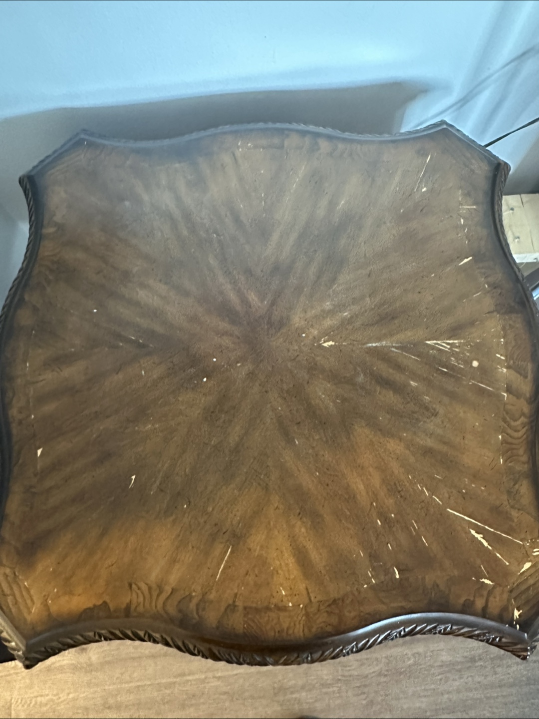 Ornate Wood End Table - photo 3