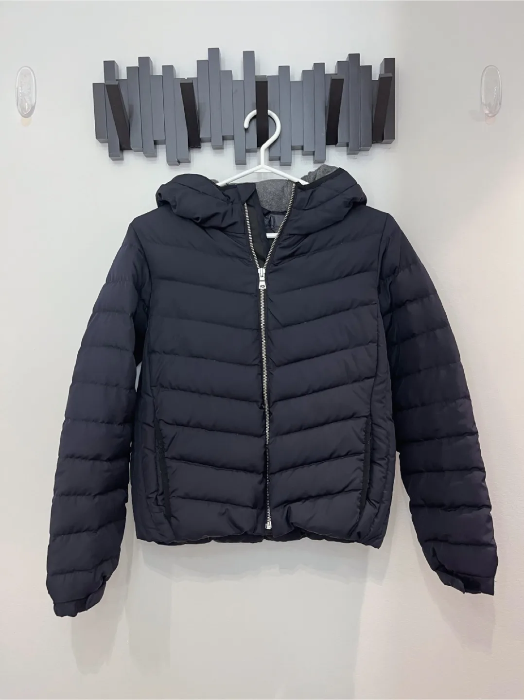 GAP women’s jacket -Size S thumbnail