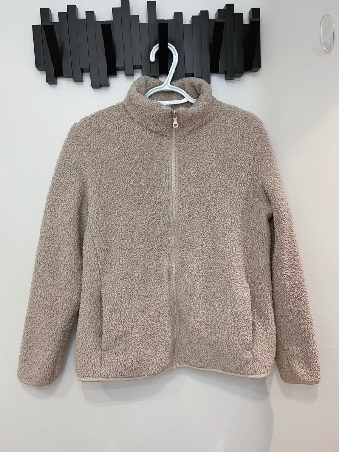Uniqlo Fluffy Yarn Fleece Full-Zip Jacket, Size L thumbnail