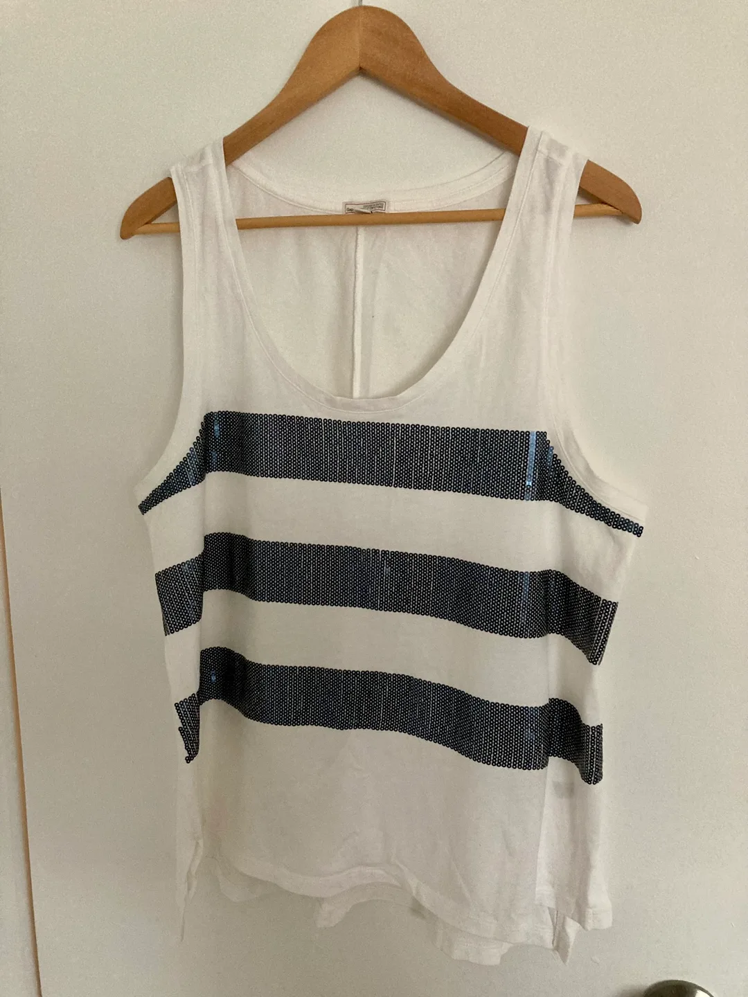 EUC GAP sequin tank thumbnail