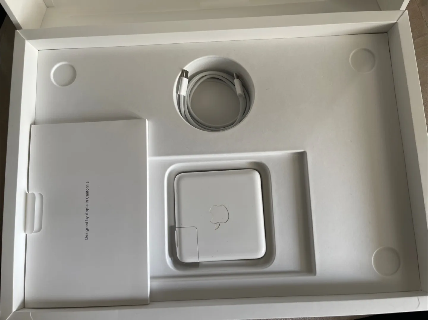 Like New Macbook Pro image indicator(5)