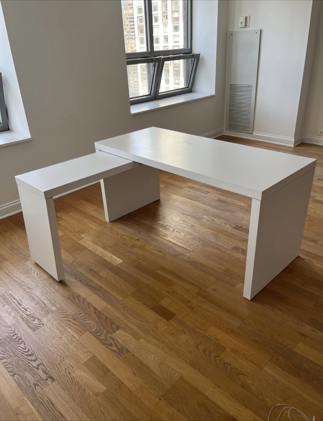 White L-Shaped Desk (59.5") - photo 2