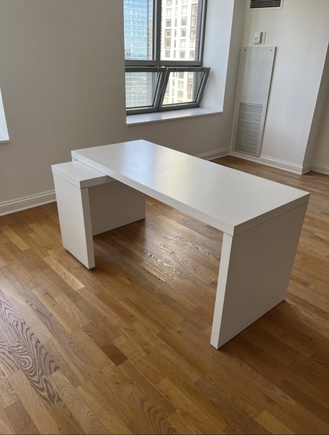 White L-Shaped Desk (59.5")