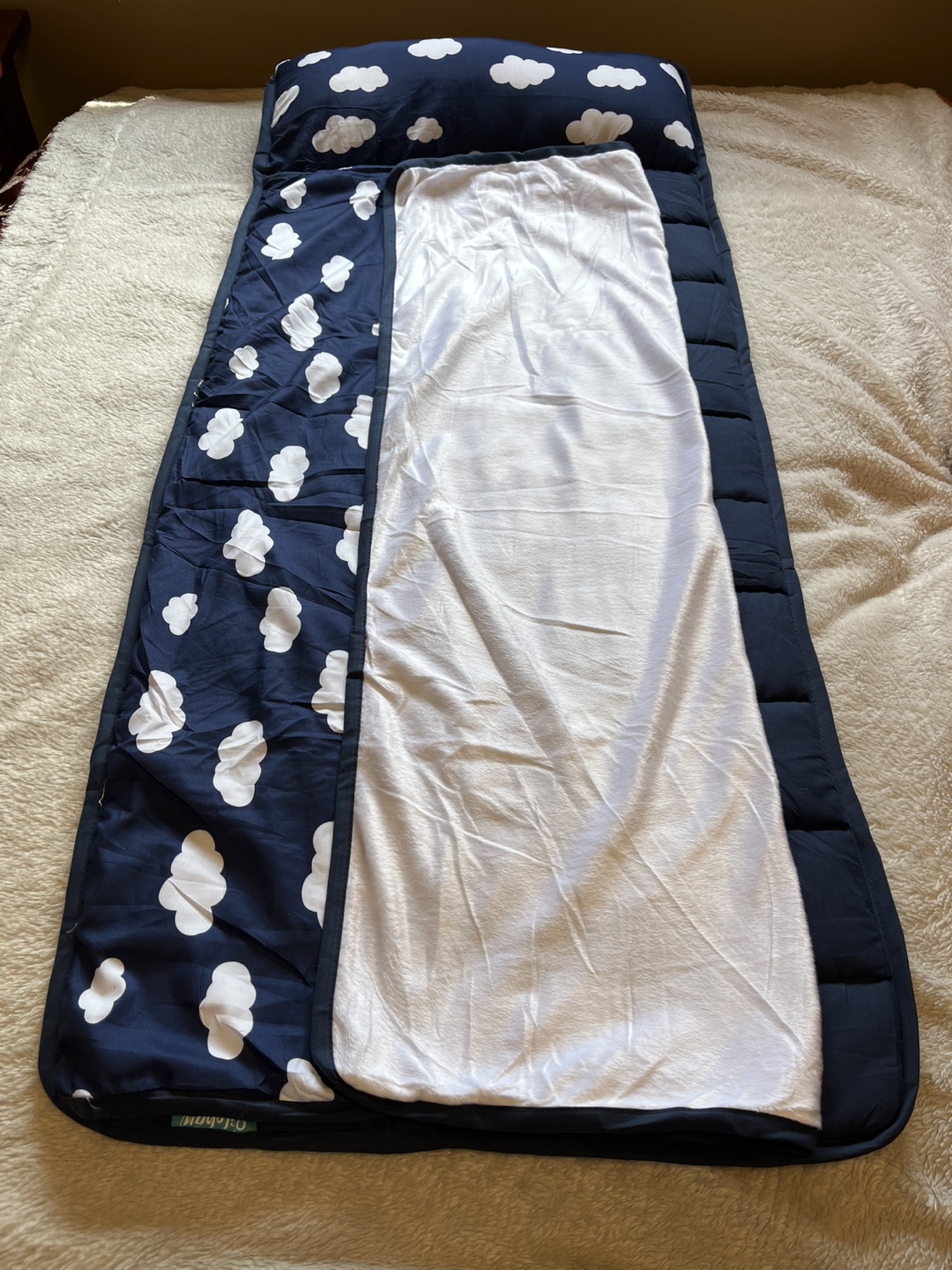 BILOBAN NAP MAT WITH BUILT IN PILLOW FOR TODDLERS - photo 3