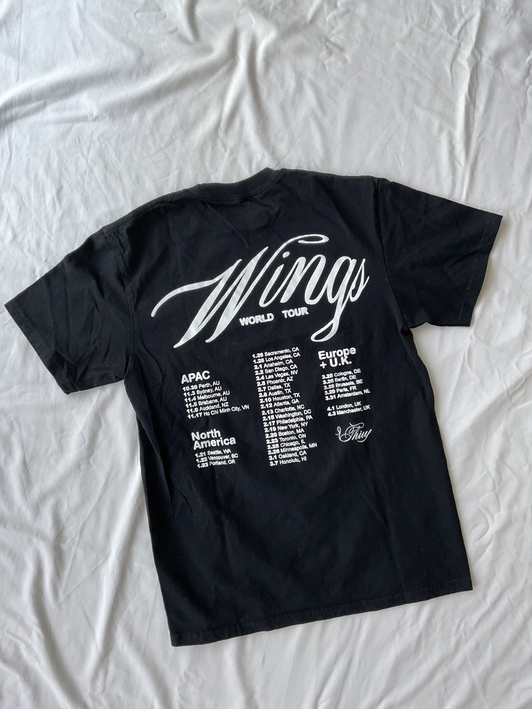 Thuy Wings World Tour T-Shirt - photo 3