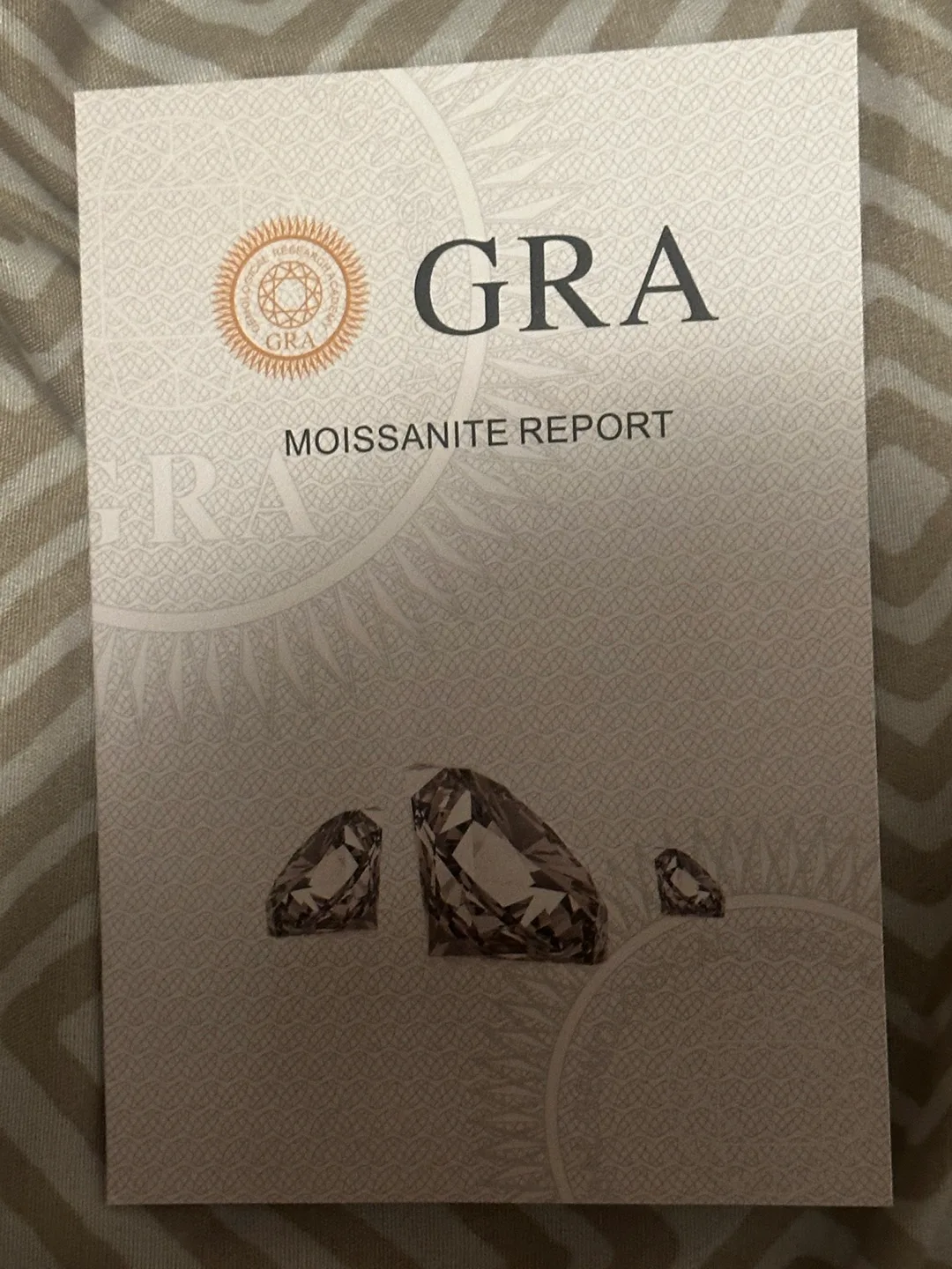 GRA Moissanite Stud Earrings - 5.0mm ( 2.0ct D) image indicator(2)