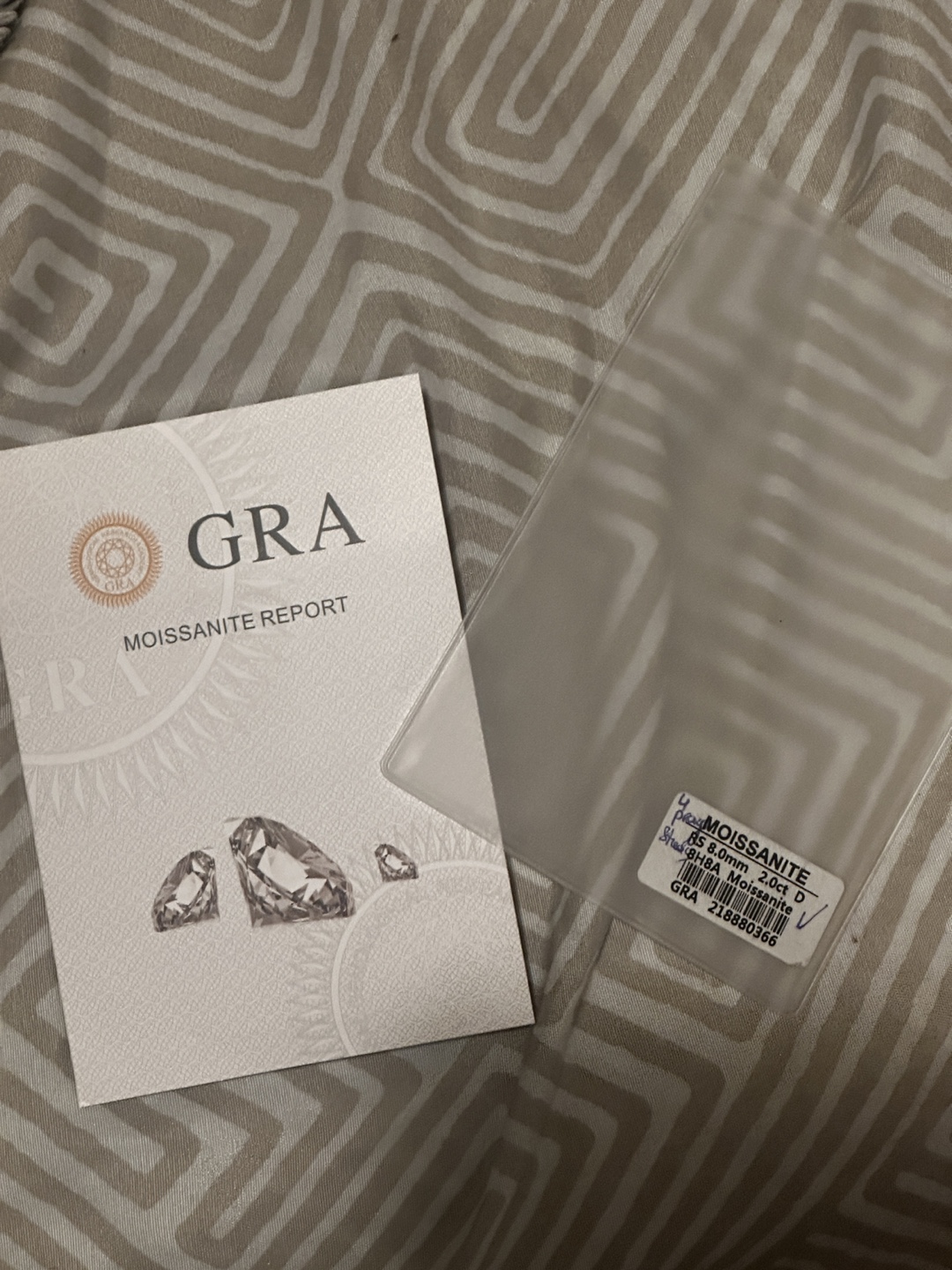 GRA Moissanite Stud Earrings - 5.0mm ( 2.0ct D) - photo 5