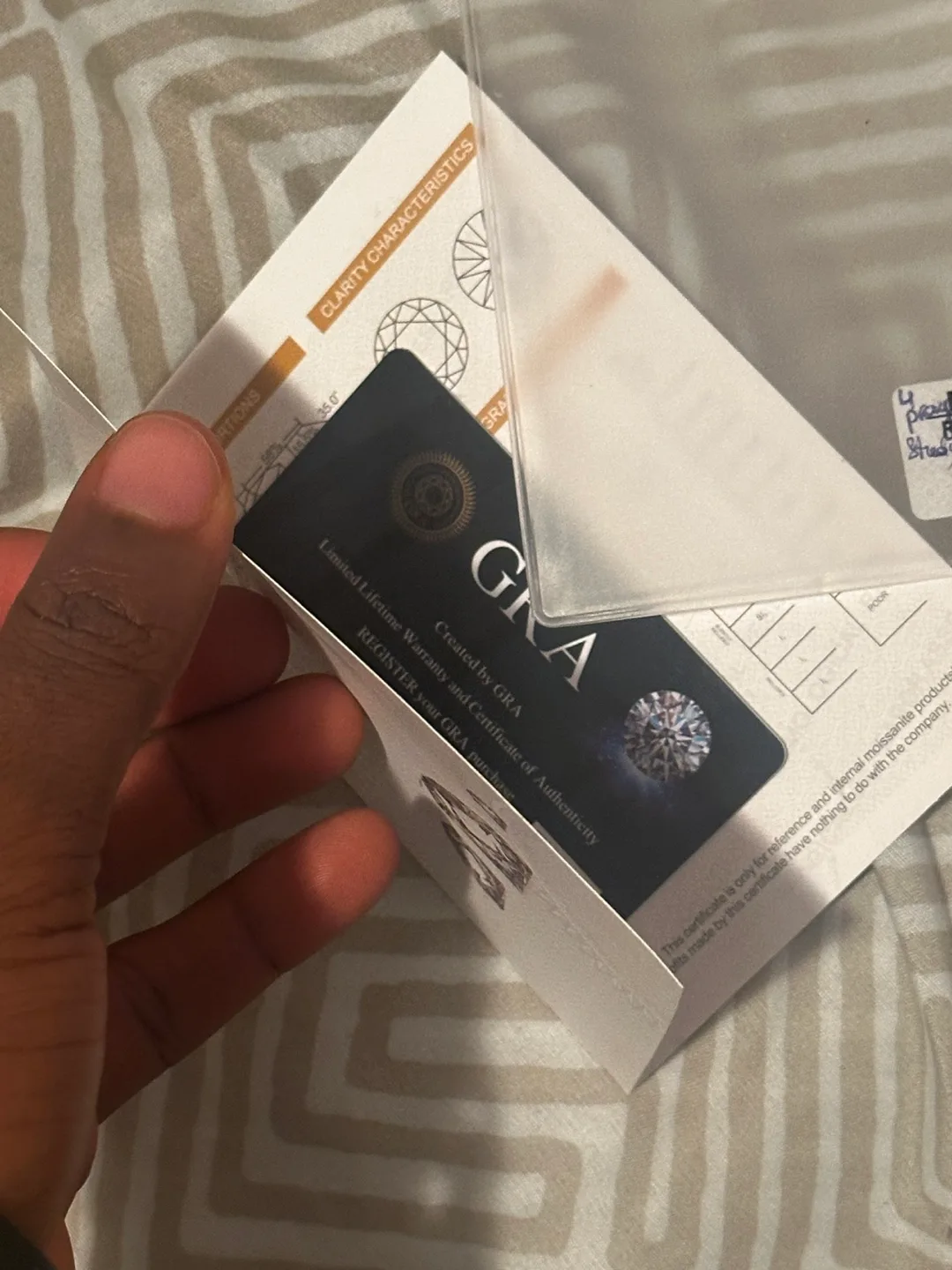 GRA Moissanite Stud Earrings - 5.0mm ( 2.0ct D) image indicator(4)