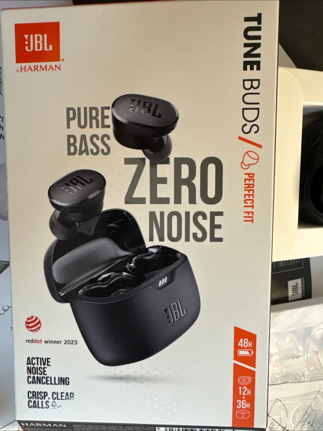 New JBL Tune Buds - Black image indicator(3)