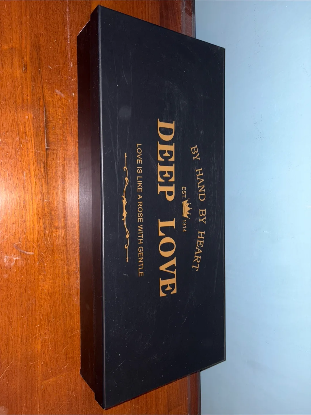 Deep love Rose & Gift Box thumbnail