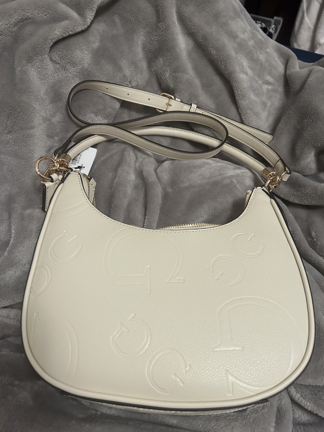 Guess Vanilla Beige Shoulder Bag - New with Tags! - photo 2