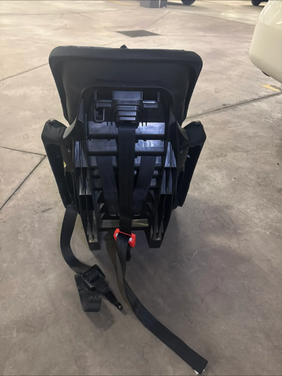 Evenflo Maestro Sport Harness Booster Car Seat image indicator(3)