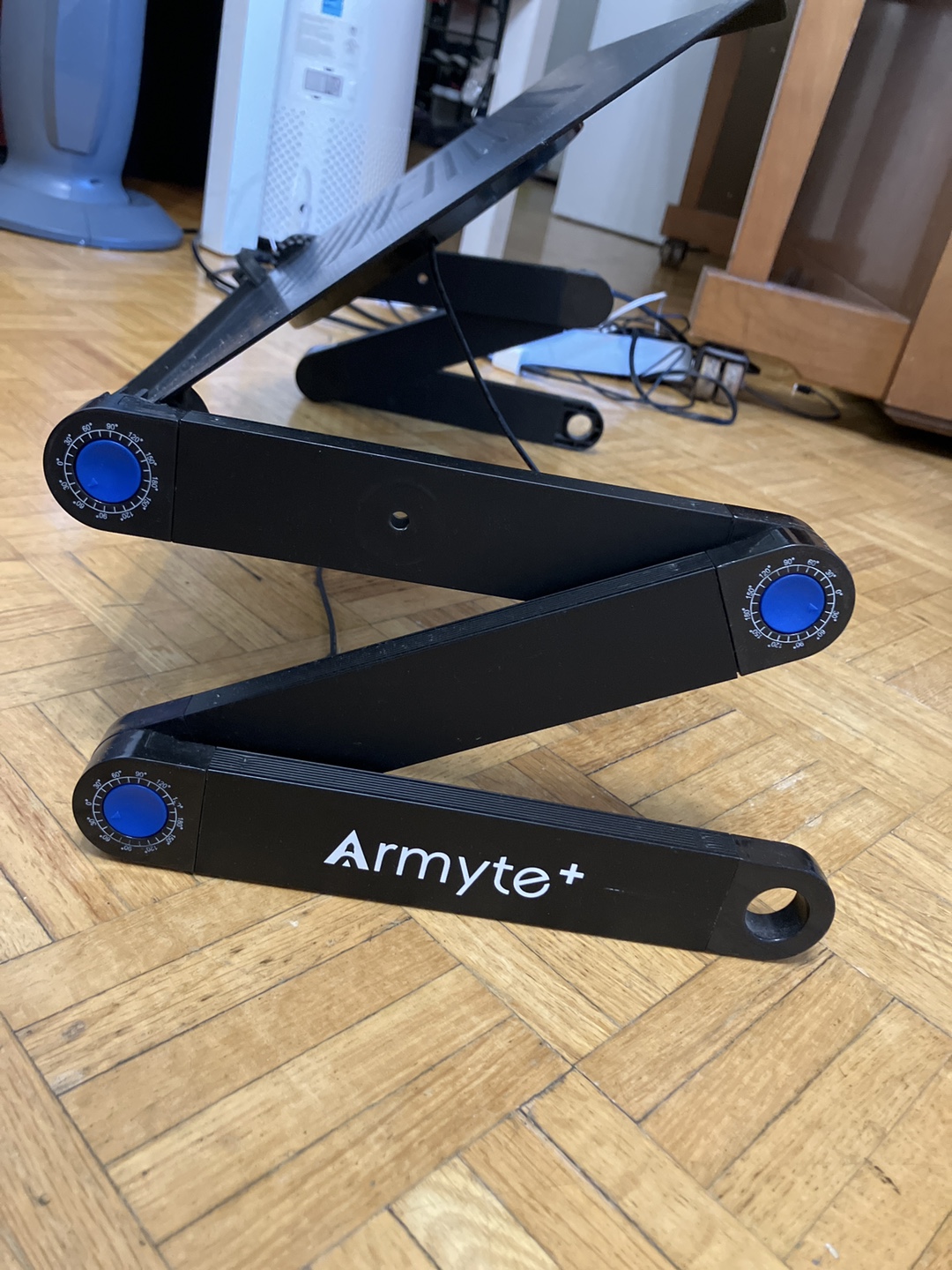Armyte+ Adjustable Laptop Stand - photo 2