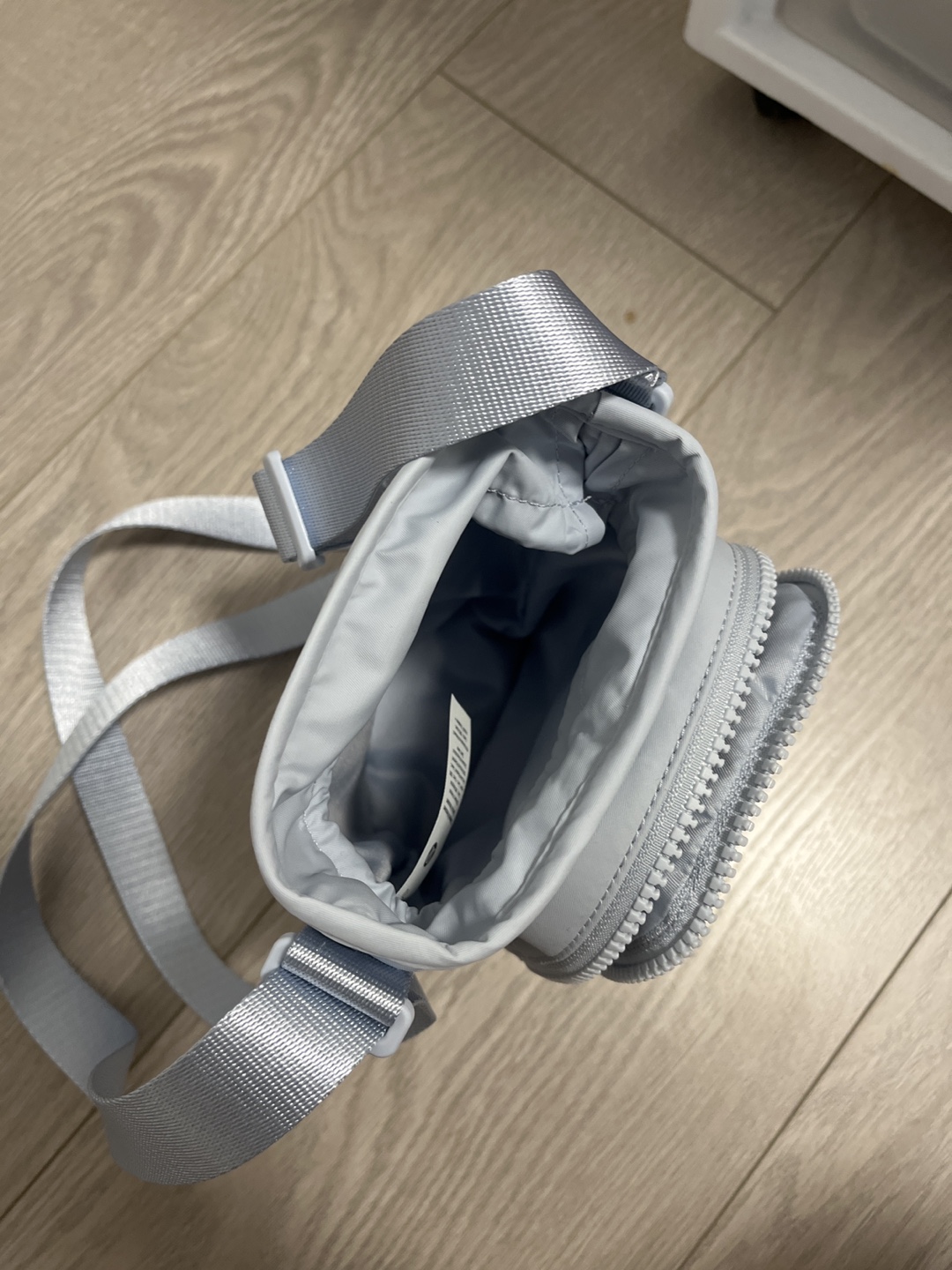 Lululemon Side Pouch - Light Blue - photo 3