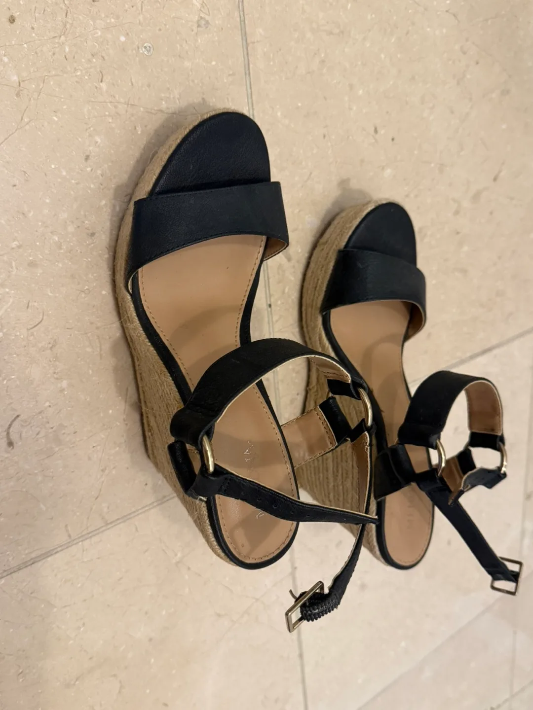 Merona Black Wedge Sandals - Size 6 image indicator(4)