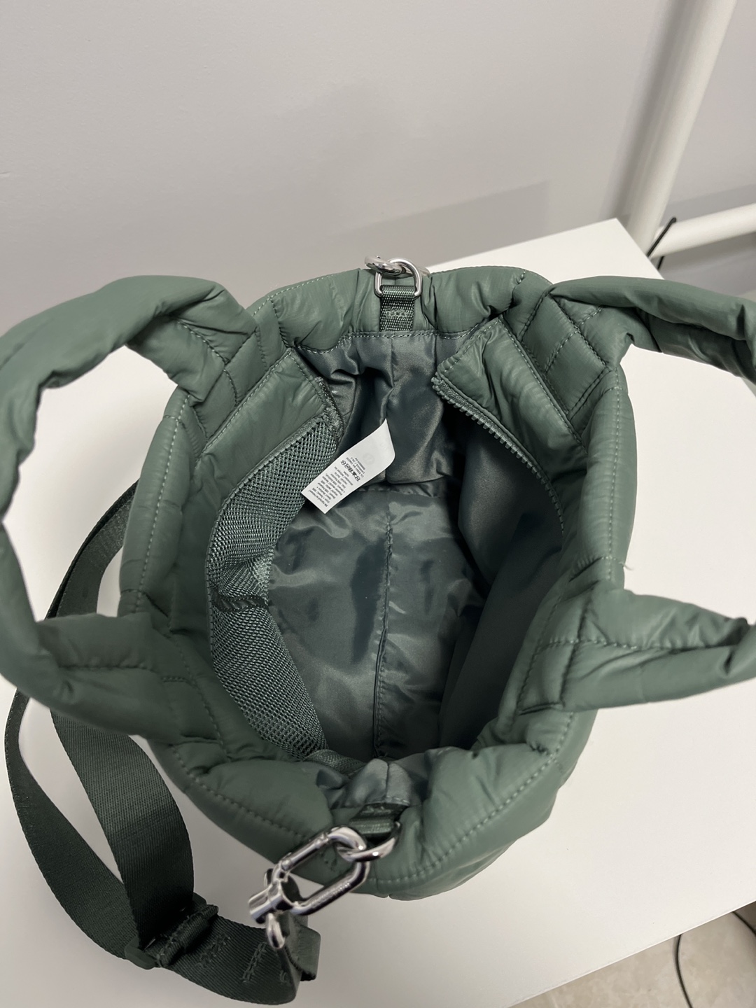 Lululemon Quilted Embrace Mini Bag Olive Green - photo 3
