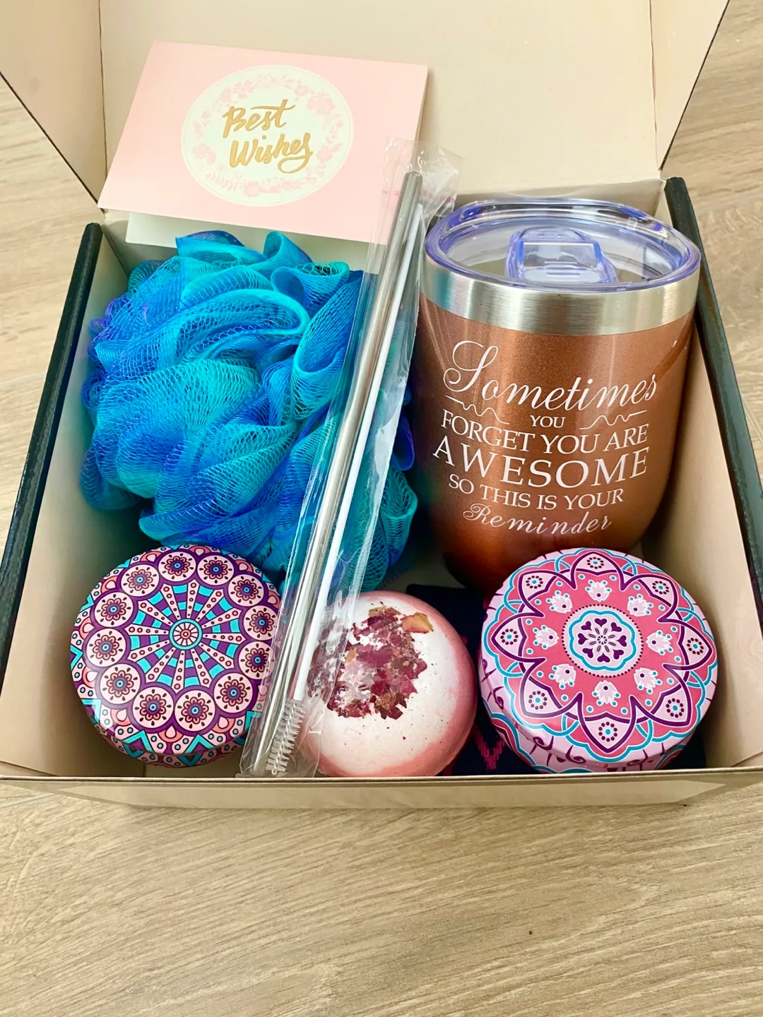 “You are Awesome” gift set image indicator(2)