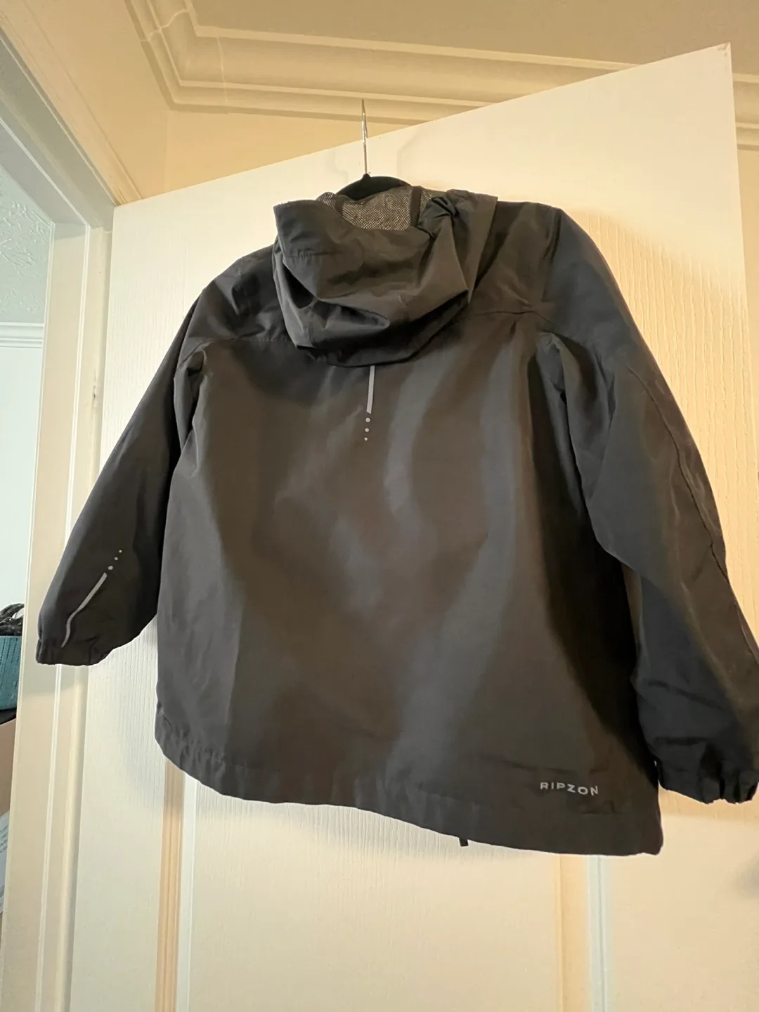 EUC Kids Ripzone Raincoat M image indicator(2)