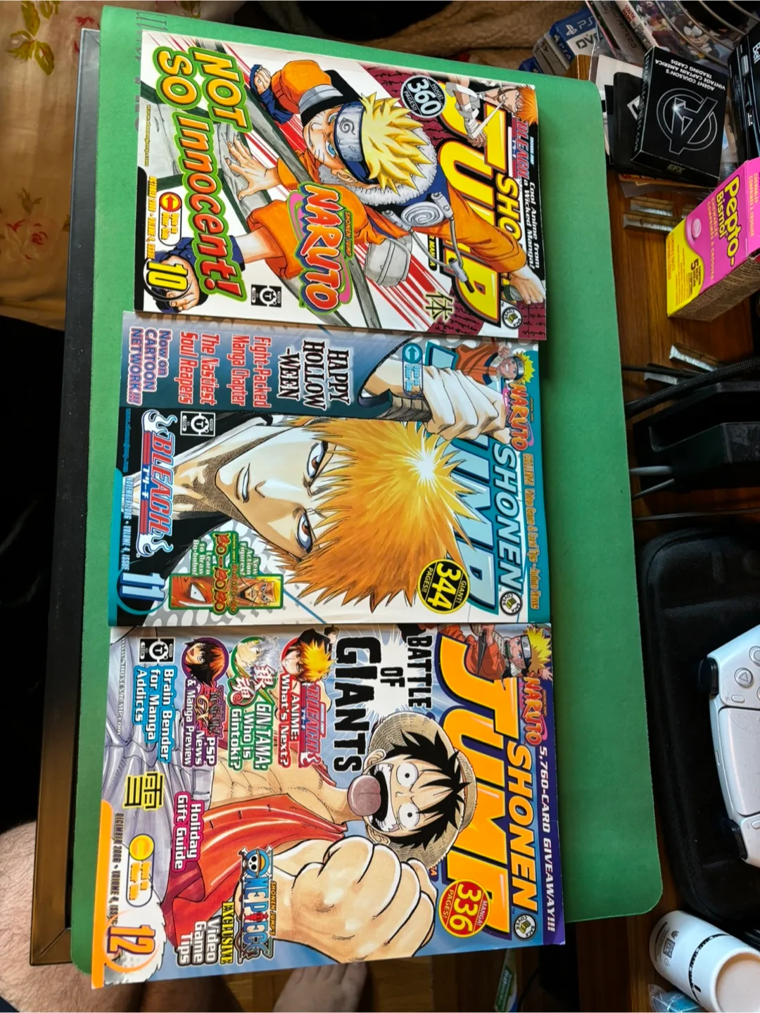 Shonen Jump Manga Lot - 2004-2006 39 issues image indicator(6)