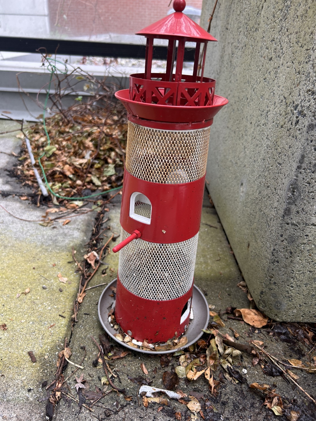 Red Lighthouse Style Bird Feeder