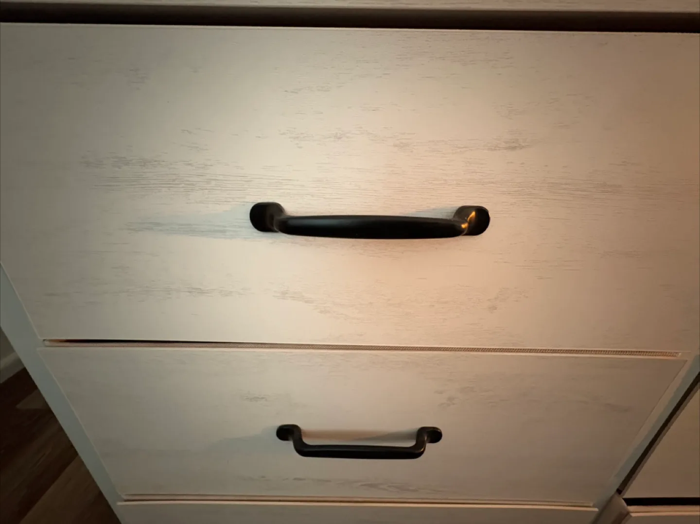 White 6-Drawer Dresser image indicator(2)